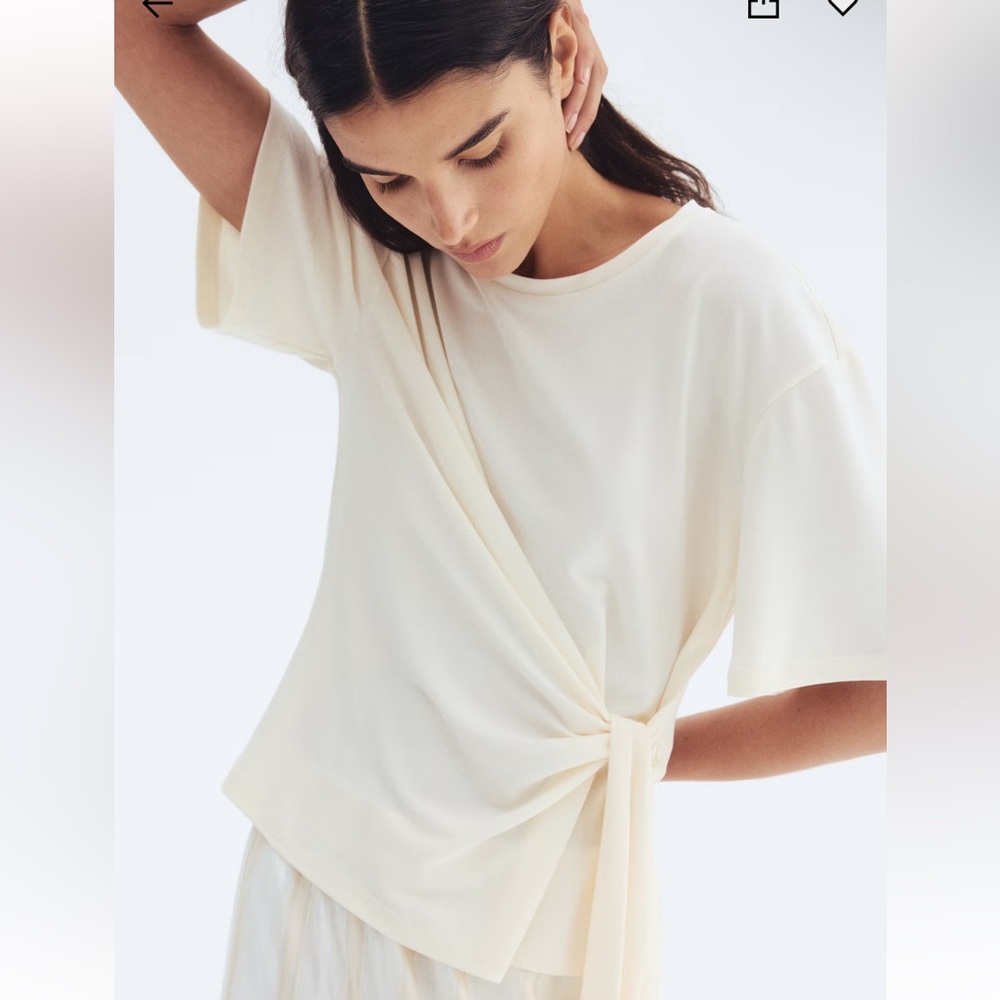 H&M Cream Short Sleeve Women's Top